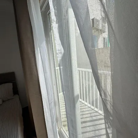 Sea View Seafront Luxury 3-bedroom Apartament *