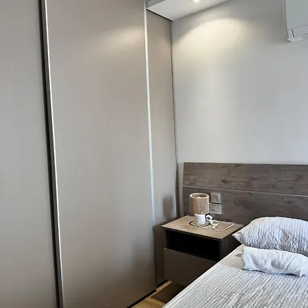 Sea View Seafront Luxury 3-bedroom