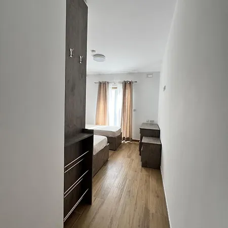 Sea View Seafront Luxury 3-bedroom Апартаменты