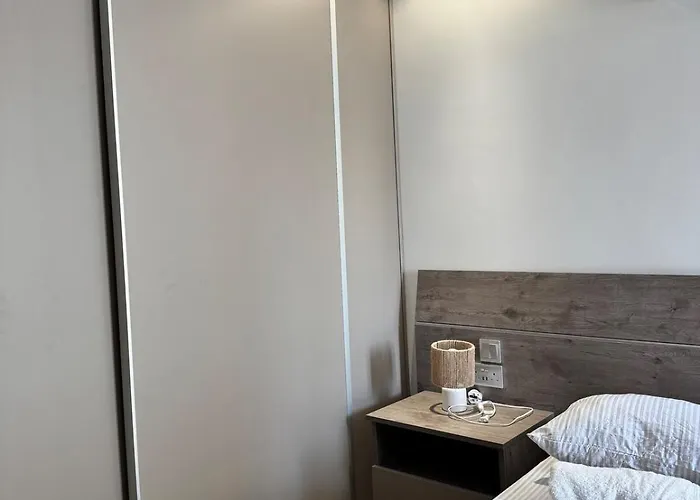 Sea View Seafront Luxury 3-bedroom